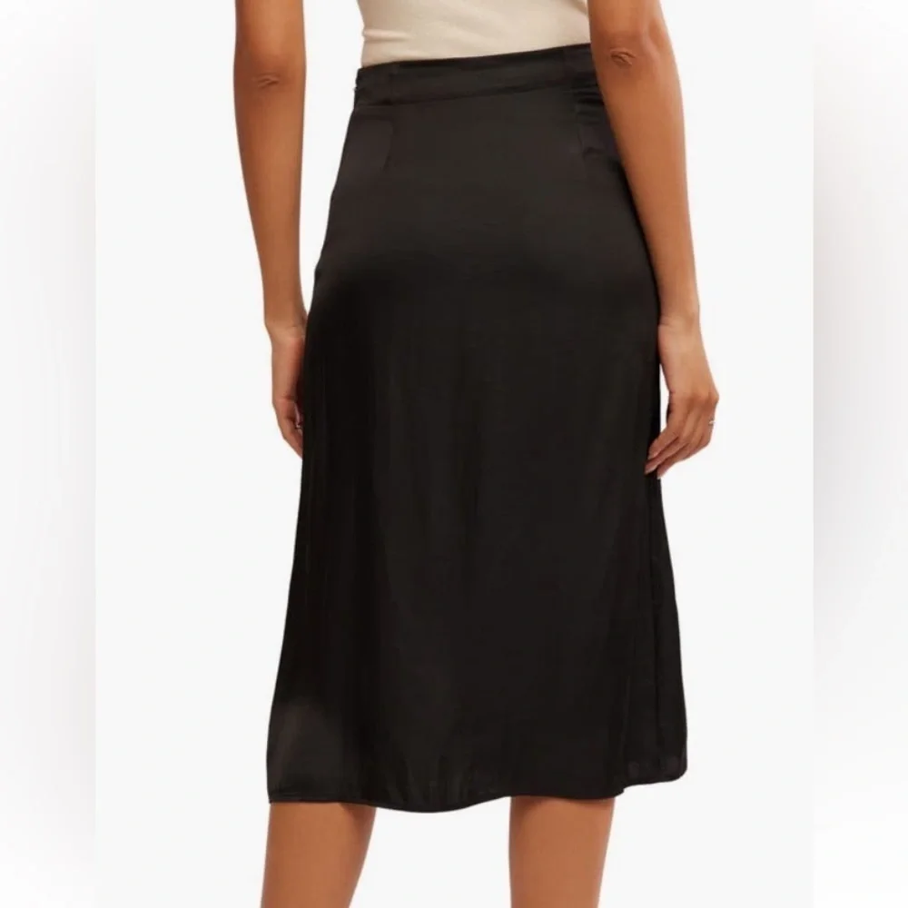 Free People Women’s Black Midi Analise Skirt Buttoned Satin New Small 4 - Picture 12 of 13